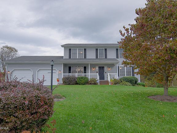3rd image of 645 Cameo Ct