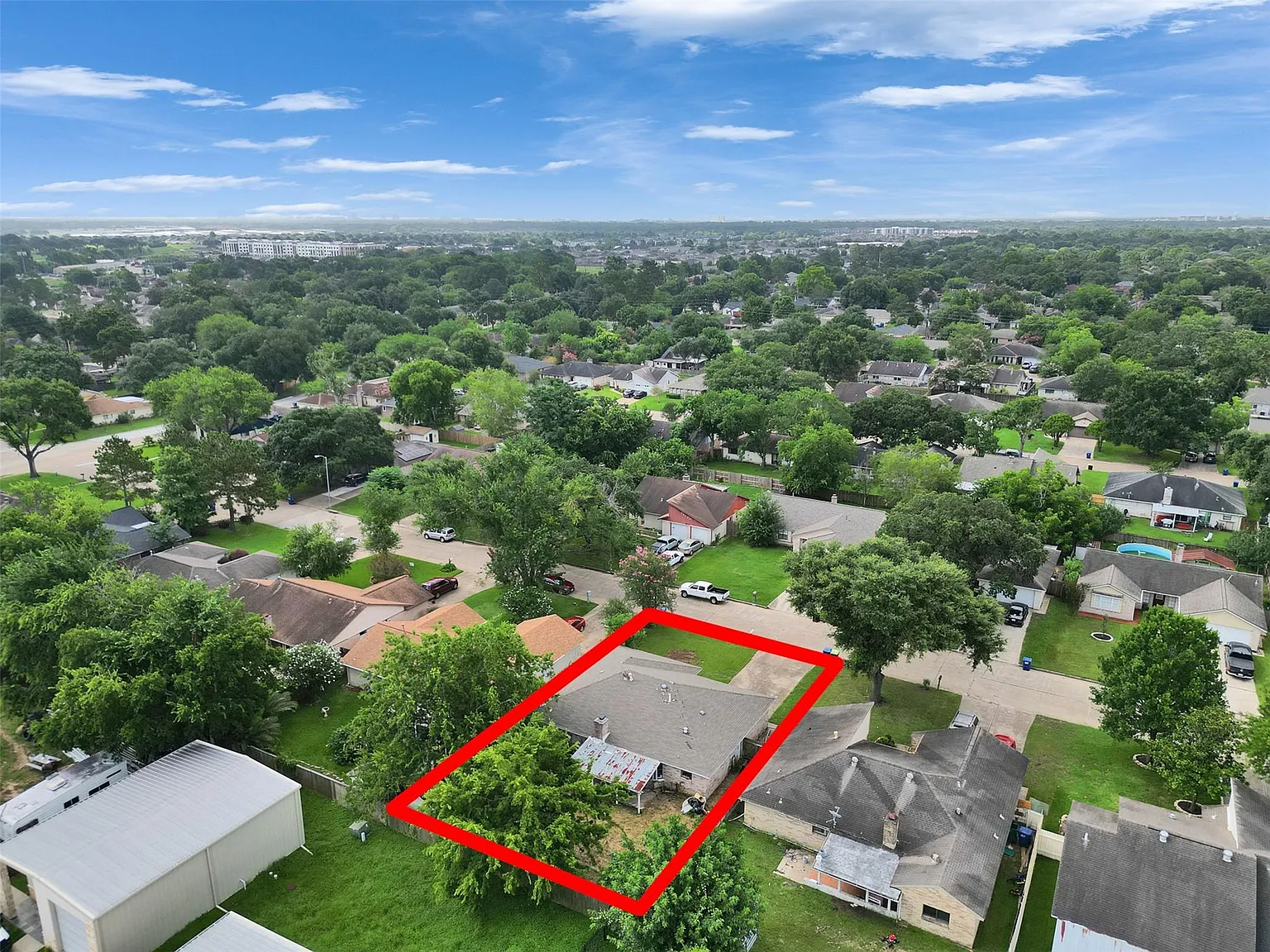 4 bed, 2.0 bath, 1997 sqft, $2,000 — Photo 4