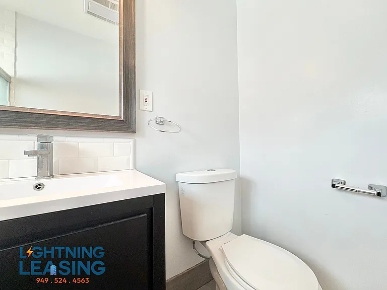 1526 Corinth Ave #7 — Photo 6