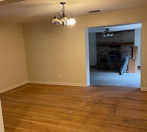 3rd image of 9139 Moss Point Dr