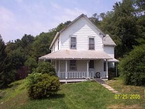 1st image of 303 Reynolds St