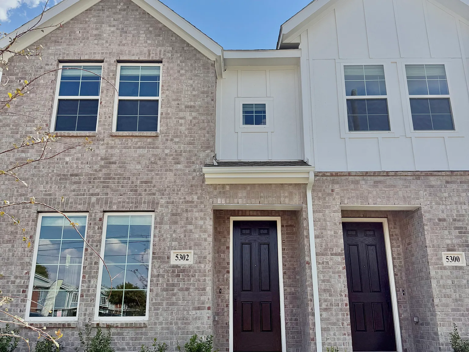 3 bed, 1425 sqft, $2,400 — Photo 3