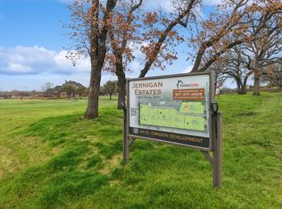 640 Singh Rd, Lewisville, TX 75077