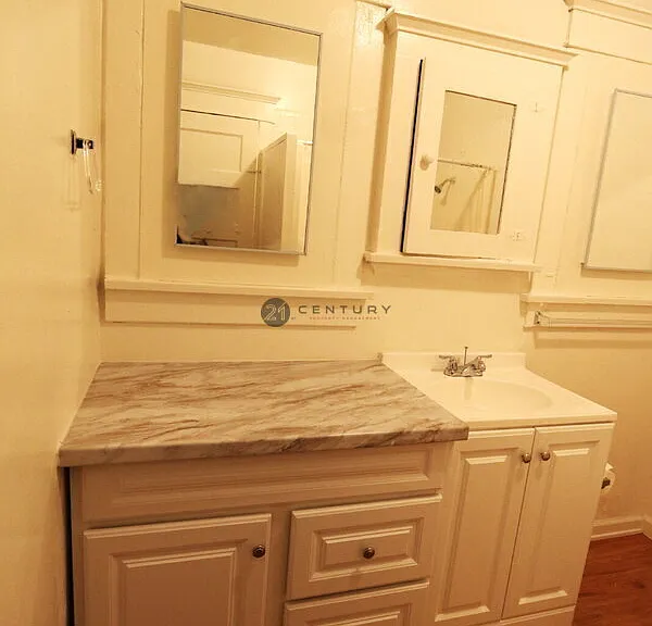 824 N Ridgewood Pl — Photo 17