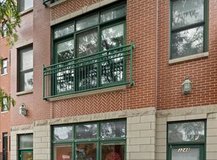 3248 N Sheffield Ave #3, Chicago, IL 60657