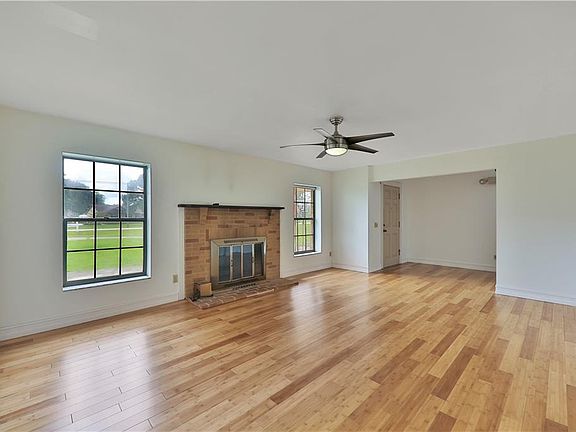 5th image of 4421 Musket Dr
