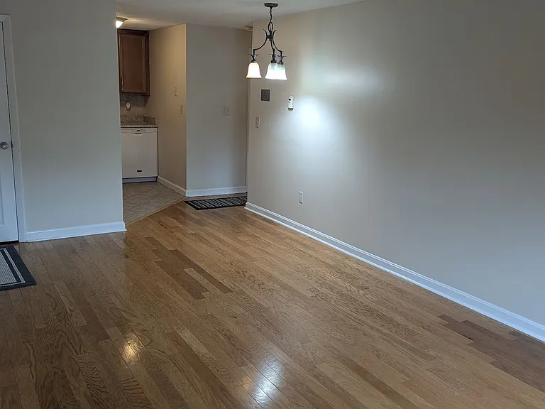16B Mayberry Dr #2 — Photo 4