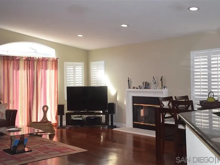10872 Hasbrook Rd — Photo 2