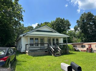 136 S Pine St, Toccoa, GA 30577