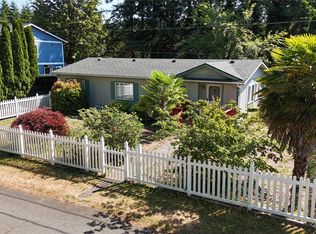 418 N 16th St, Elma, WA 98541