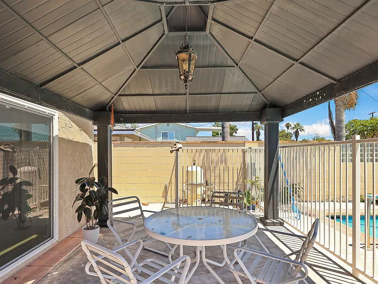 8022 San Miguel Cir — Photo 35