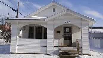 415 S Park St photo 1