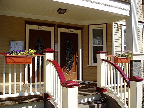 Front porch/door