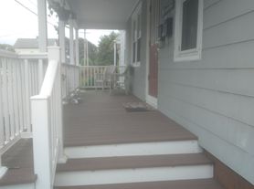 215 Summit St, East Providence, RI