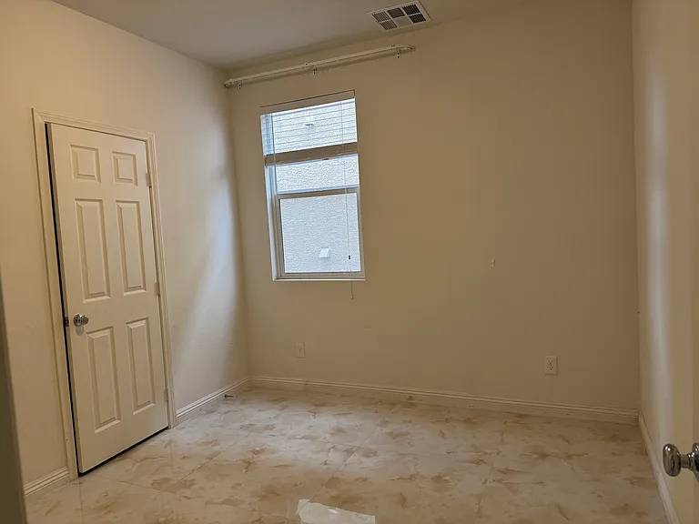 9379 Barcolobo Ave — Photo 5
