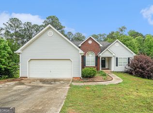 206 Towler Dr, Loganville, GA 30052