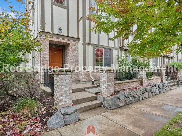 28520 SW Paris Ave, Wilsonville, OR 97070