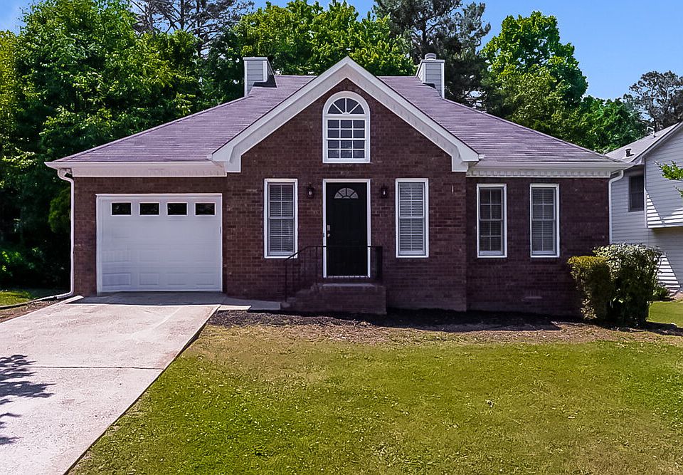 1st image of 2687 Piedmont Oak Dr