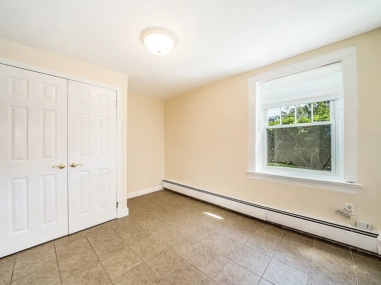 39 N Washington St #1R — Photo 9