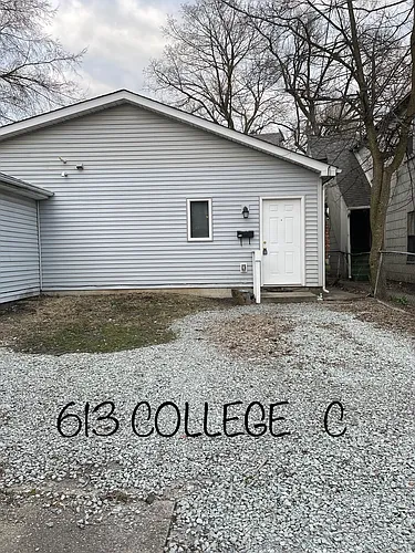 613 College Dr #C Photo 1