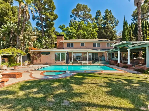 3525 N Knoll Dr, Los Angeles, CA 90068