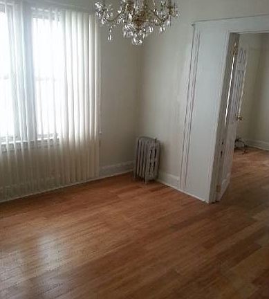 5th image of 9126 183rd St