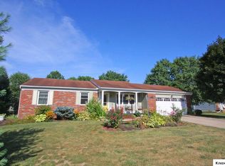 3 Sharon Dr, Mount Vernon, OH 43050