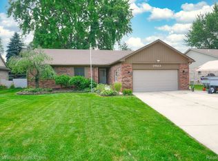 27523 Campbell Rd, Warren, MI 48093