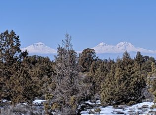 6237 SW Mount Bachelor Dr, Powell Butte, OR 97753