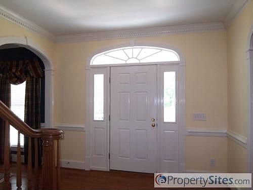 4th image of 3901 Fernwood Ln