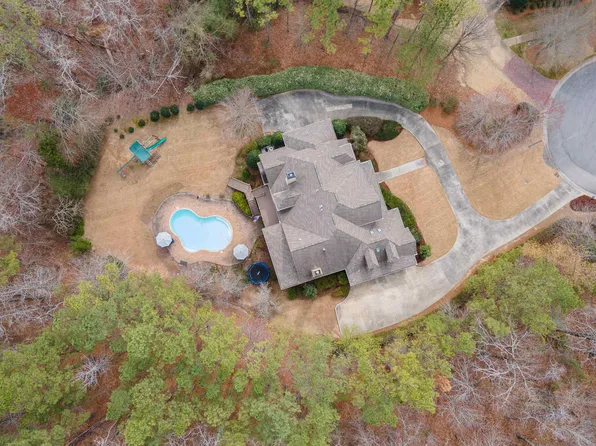 7318 Kings Mountain Pl, Vestavia, AL 35242