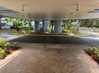 901 Hillcrest Dr APT 208, Hollywood, FL 33021