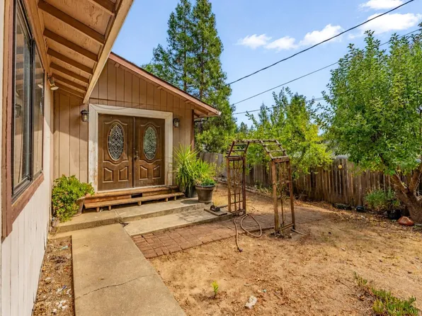 1471 Harrah Place, Willits, CA 95490