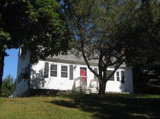 17 High St, Stratham, NH 03885