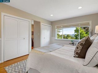 3 Mariposa Ln, Orinda, CA 94563