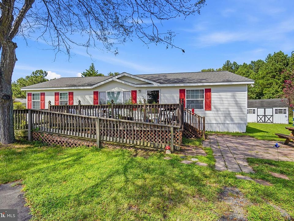 1st image of 21182 Marsh Creek Rd #10