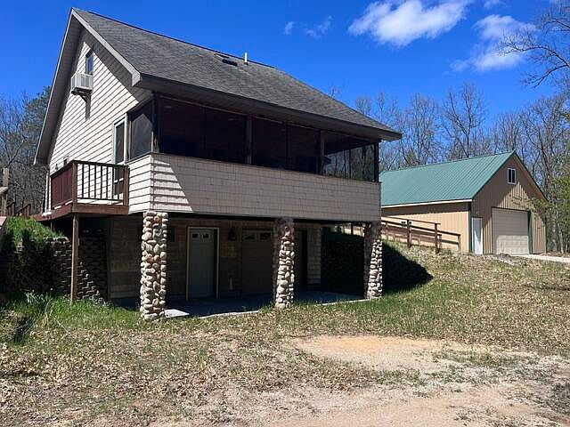 1st image of 1990 Skocelas Rd S