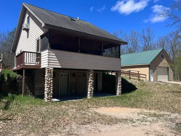 1990 Skocelas Rd S, Manistee, MI 49660