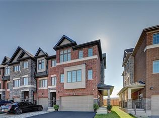 86 Monarch Woods Dr, Kitchener, ON N2P0K1