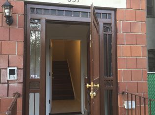 637 E 182nd St, Bronx, NY 10457