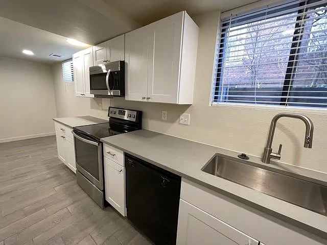 319 E Florida Avenue — Photo 3