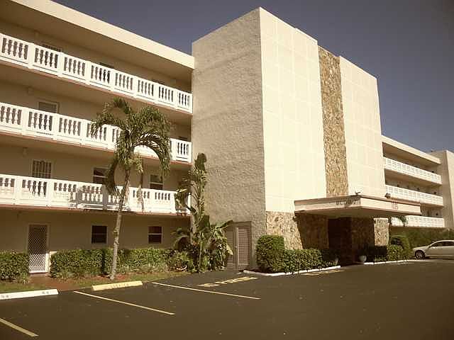 1st image of 1025 SE 3rd Ave APT 308