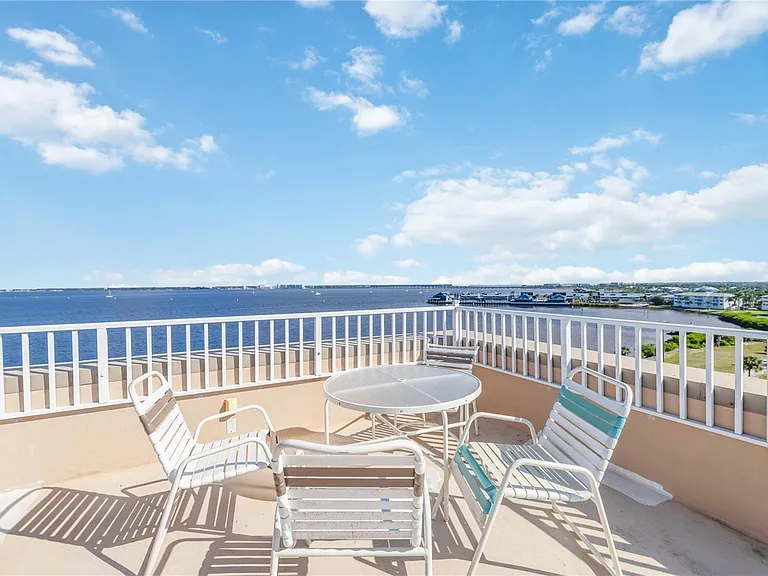 1500 Park Beach Cir #6C — Photo 43