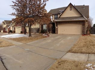 1213 N Hemlock Ave, Broken Arrow, OK 74012