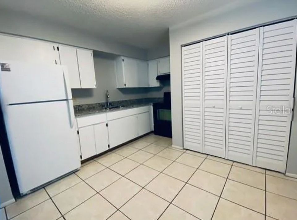 1st image of 2711 South Dr APT C