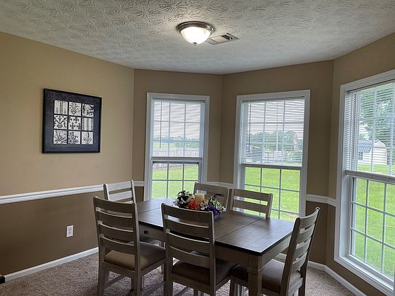 5th image of 500 Lee Road 2126