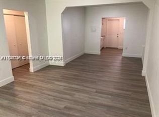 30 S Shore Dr APT 6, Miami Beach, FL 33141