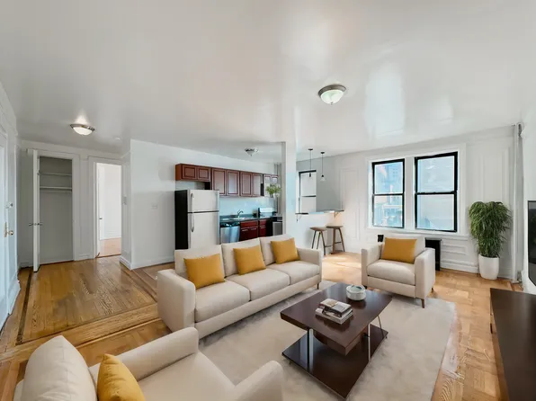 134 Haven Avenue image 1 of 7