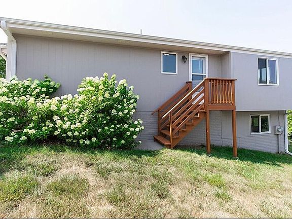 2nd image of 2647 NW Columbine Dr