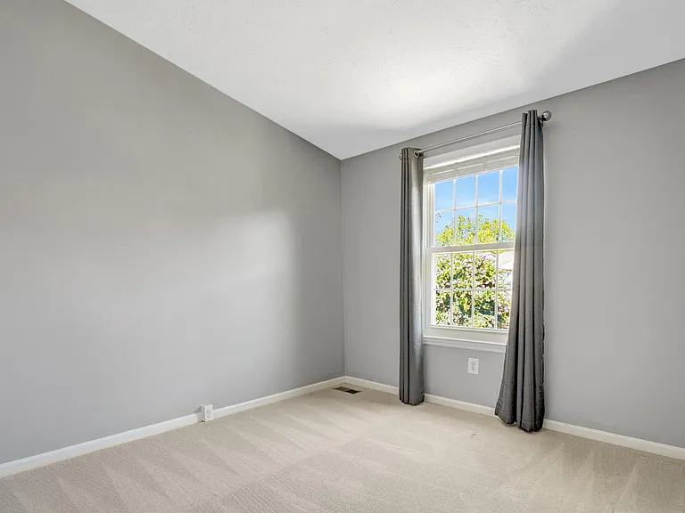 6063 Hydrangea Dr — Photo 27